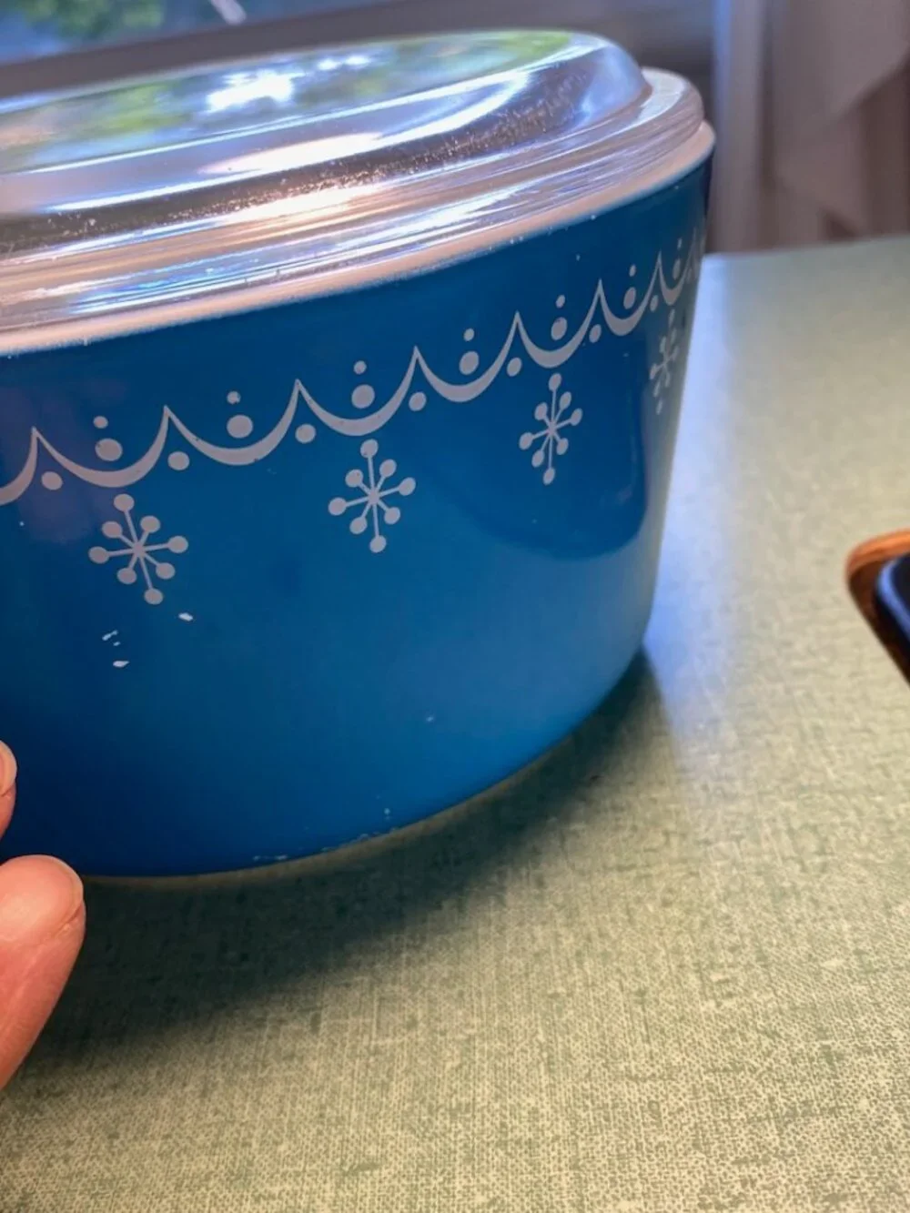 Vintage Round Pyrex Caserole with Lid